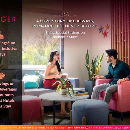 Ginger Sanand Hotel Bagian luar foto